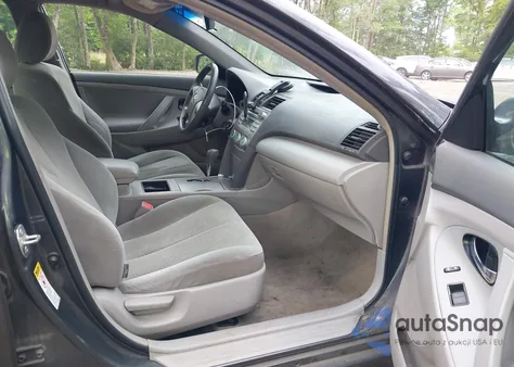 2009 Toyota Camry Le/Se/Xle z USA, uszkodzony, nr VIN 4T1BE46KX9U360484